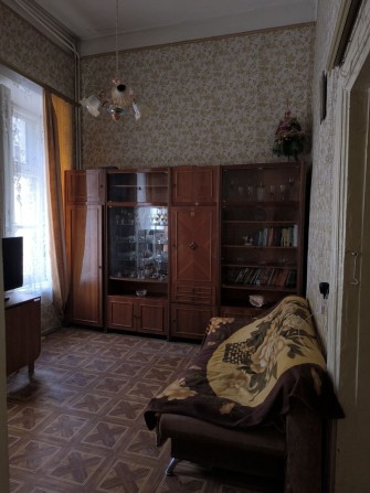 2 комн -32 метра. Центр. Жилое состояние. 1/2 эт.Старопортофранковская - фото 1