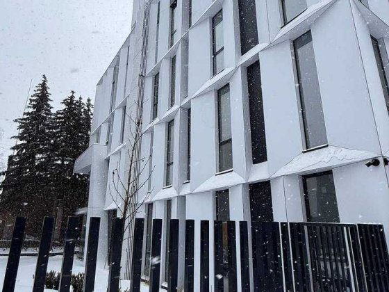 ВИГІДНО продаж 2кім квартири новобуд Зданий будинок Угорська Львов