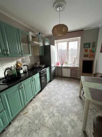 Продається 3-и кімнатна  СТАЛІНКА вул. ОДЕСЬКА 5/5 - фото 1