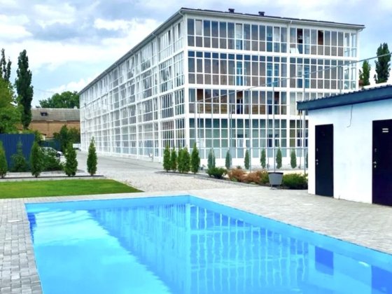 Продається двокімнатна квартира в ЖК 'Сузір'я' на Новомиколаївці. Кропивницкий