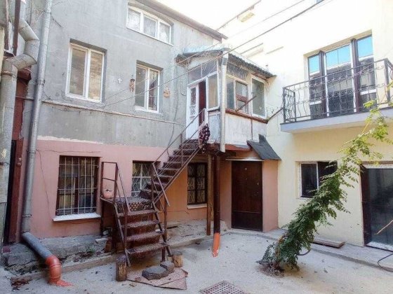 Двухуровневая квартира Нечипоренко! Книжный рынок Под ремонт и аренду Одесса