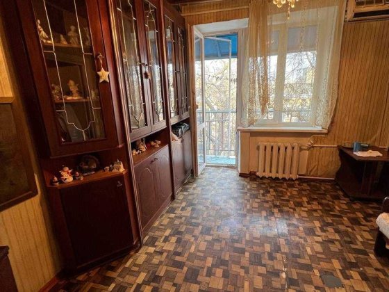 Продам 3 к. квартиру на Б. Хмельницкого. Ж/б перекрития. Сталинка Одеса