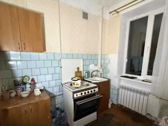 Продается 3 ком квартира 2/2 кирпичный дом Харьков