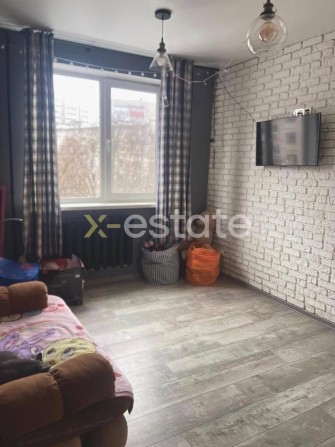 Продаю затишну 2-кімнатну на Одеській - фото 1