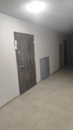 Продається 1 км.квартира 42,4м²від ВЛАСНИКА.Право влосності на руках. - фото 1