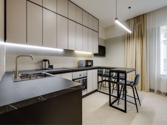 Продаж квартири з дизайнерським ремонтом. Вул. І.Франка 45. Львів