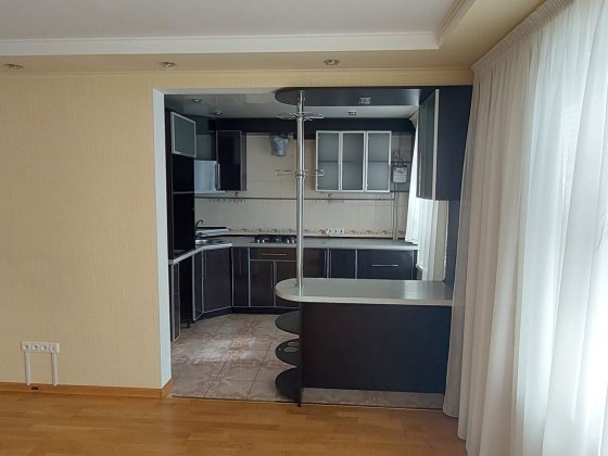 Продаж 2к квартири Космос Олімпійська  студія ремонт Запорожье