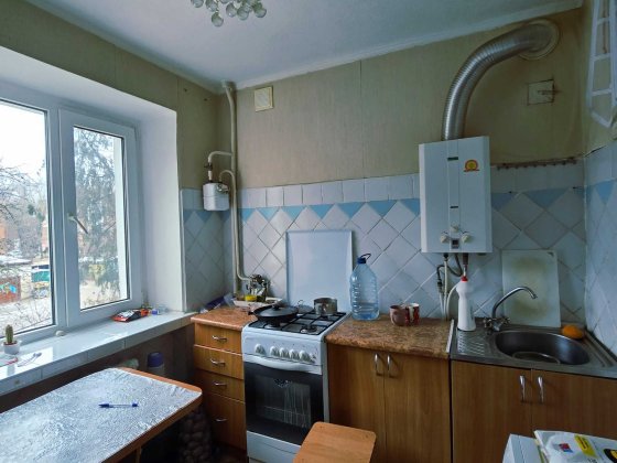 Продаж 2кк по вул. Д. Кременя (Молодогвардійська), р-н ЮТЗ Николаев