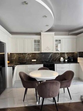 H S2 Продам  2-х ком квартиру ЖК Маршал метро Дворец спорта - фото 1