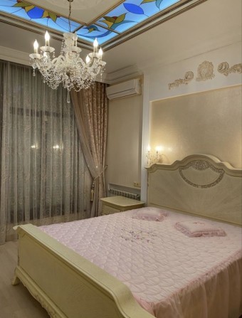 Продам шикарнейшую 2 ком.кв. на берегу моря в Аркадии с супер ремонтом - фото 1