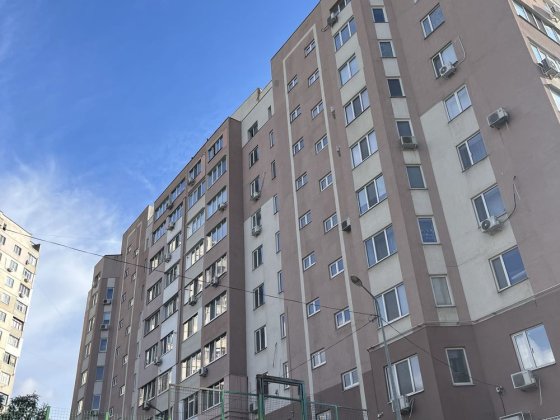 Продам 1-комн. квартиру по ул. Василя Стуса в ЖК Спутник на Салтовке Харків