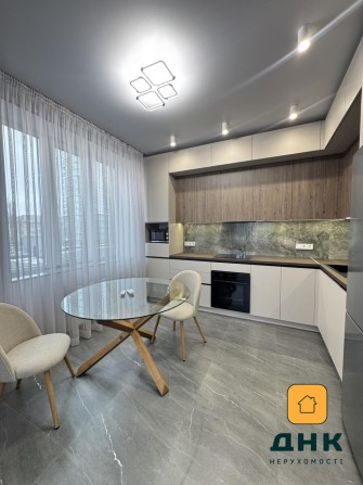 ⁉️ Парк Победы. Двухкомнатная. Новый ремонт. Балкон. ЖК 4 сезона - фото 1