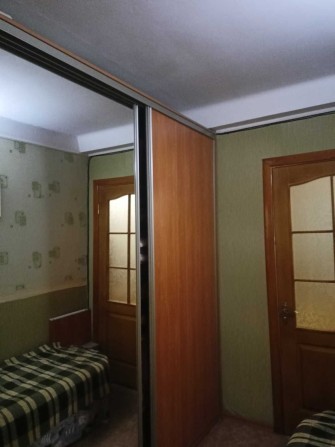 Комфортна 2-кімнатна квартира поруч з усім необхідним. - фото 1