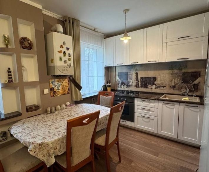 3-комнатная квартира на Черемушках - фото 1