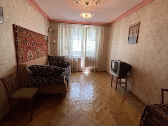 Продам 2 комн квартиру Харьков
