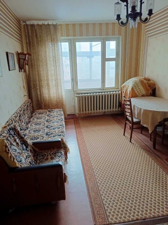 2(33773код55)1-ком. светлая квартира 34,5 кв.м. на Ильфа и Петрова 7/9 - фото 1