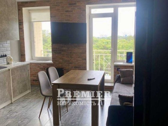 Двокімнатна квартира 61 кв.м з сучасним ремонтом Приморський район. Одесса