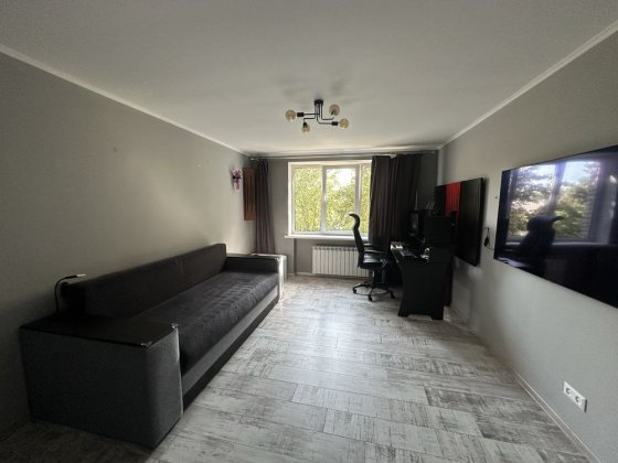 Продаж 2 кімнатноі квартири вул Патона(чешка Львів