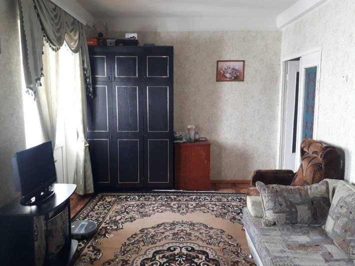 ПРОДАМ 2-ох кімнатну квартиру ,ТЦ Амстора Бородинський від власника - фото 1