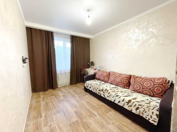 Продаж 3к квартири з квадратним холом. Частковий новий ремонт! - фото 1