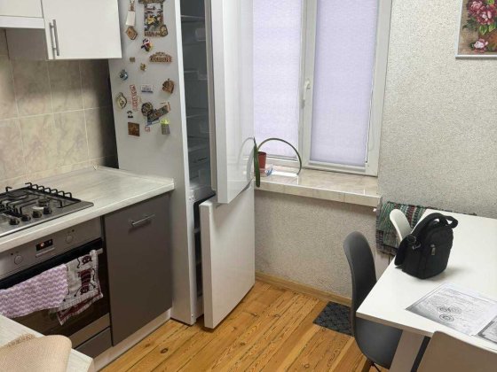 Продам 2 комн квартиру 7/9, Новые Дома, Л.Ландау, РЕМОНТ! J Харьков