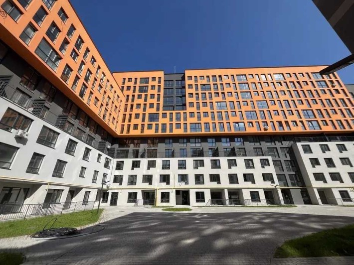 Продаж 2 кімнатної квартири в зданій новобудові - фото 1