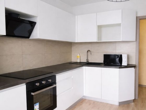 Современная квартира в ЖК Радужный с мебелью и техникой Харьков