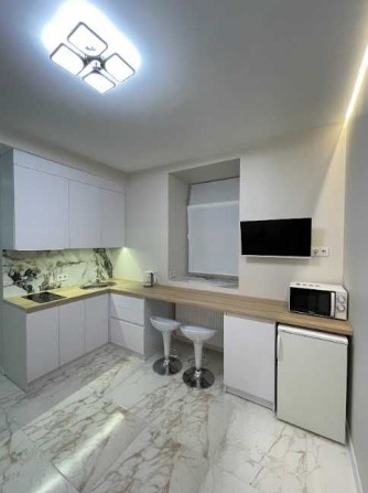 Продаж однокімнатна квартира з ремонтом в центрі. Без комісії. - фото 1