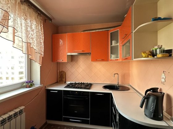 Продам 3к квартиру Роганский жилмассив,Восточный , ХТЗ Харьков