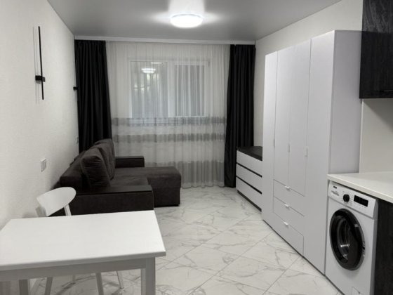 Продам квартиру студію на поселке Котовского. Одеса