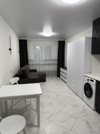 Продам квартиру студію на поселке Котовского. - фото 1