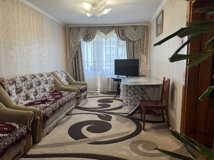 Продаж 4-кім квартири по вул Пасічна - фото 1