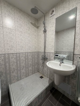 Продам  2х.комнатную квартиру - фото 1