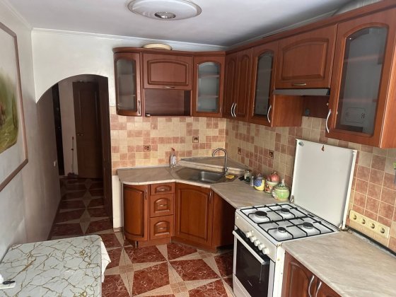 Продам 2 комнатную квартиру .Программы Одесса