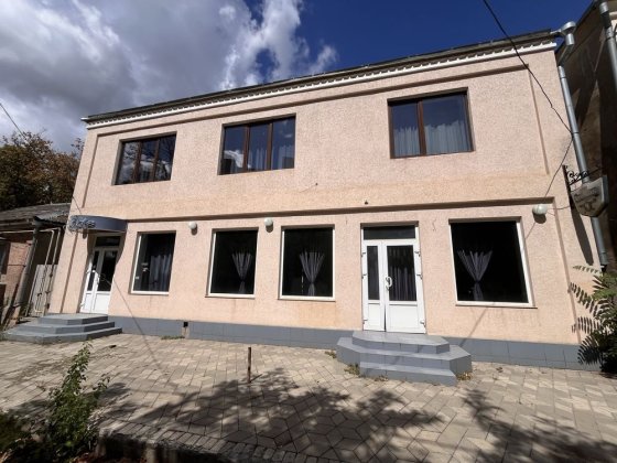 Двоповерхове приміщення квартира