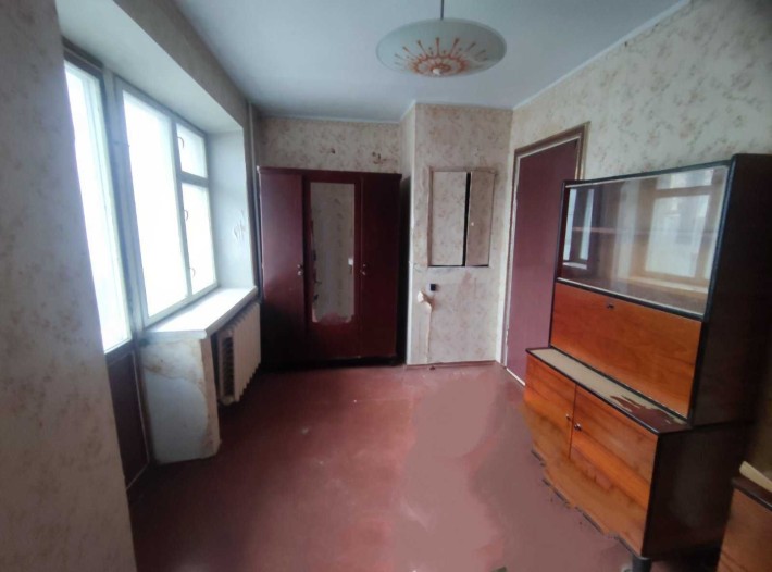 Продаж двокімнатної квартири на площі Перемоги - фото 1