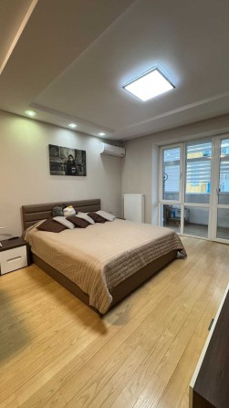 Продаж 2кім. квартири в новобудові з ремонтом на вул. Зелена - фото 1