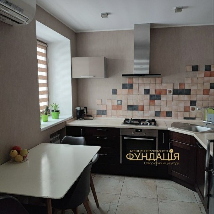 Продам 3к+1к квартиру метро 23 Серпня - фото 1