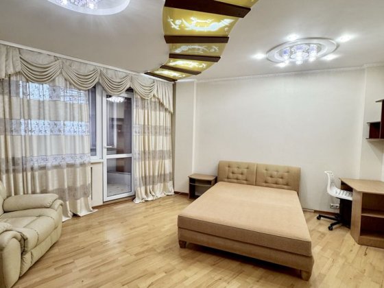 квартира  возле набережной автономное газовое отопление Харьков