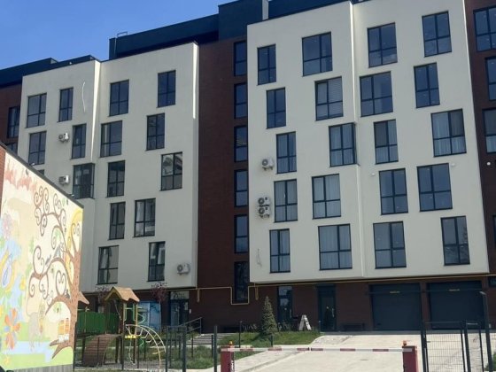 Продаж 2 кімн.новобудова заселена по 1200дол за м кв Львів