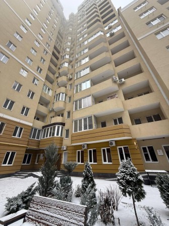 Продам 2 кімнатну квартиру ЖК Сонячний (Аркадія) 2-941-938 - фото 1