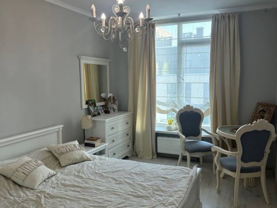 Продаж 2 км квартири новобудова з ремонтом вул.Пасічна Львів