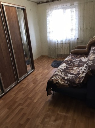 Продаю 2к кв  микрорайн Северный, крупногабаритная, ,отличное жилое со - фото 1