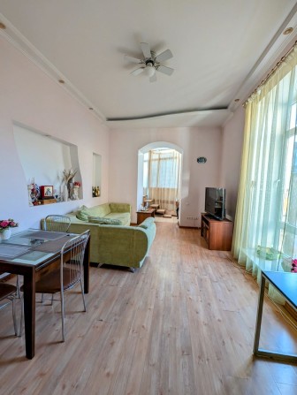 Продам 2 комнатную квартиру улица Гаванная - фото 1