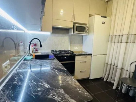 Продается 1 комн. квартира с капремонтом по ул. Звенигородская Запоріжжя