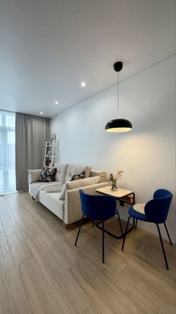 Квартира з великим двориком. Дизайнерський ремонт. ЖК Sofi House - фото 1