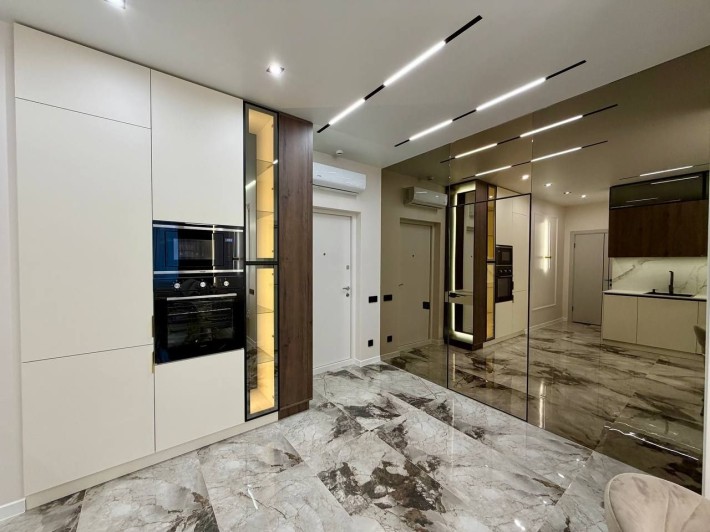 Полноценная двухкомнатная в Аркадии - фото 1