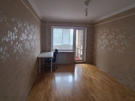 3-кімнатна квартира з ремонтом і великою кухнею Запоріжжя