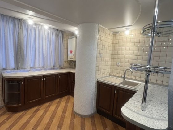 Продаю 3 комн./ кв. Соляные  ИНДИВИДУАЛЬНОЕ ОТОПЛЕНИЕ Миколаїв