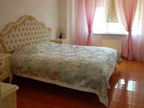 Трикімнатна в центрі з розкішним відом на море та парк. Одеса